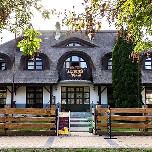 Inn Laci Betyar, Hajduszoboszlo